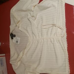 lace trim crop top long sleeves F21 fits like 2x